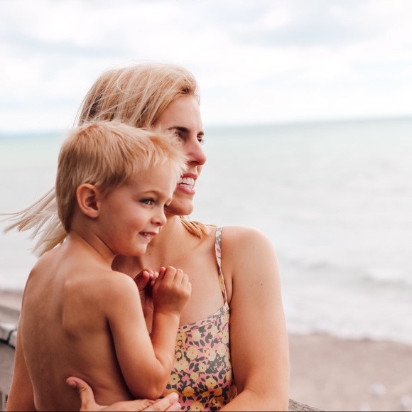 Meet your Posher, Kayla - Picture 1 of 1